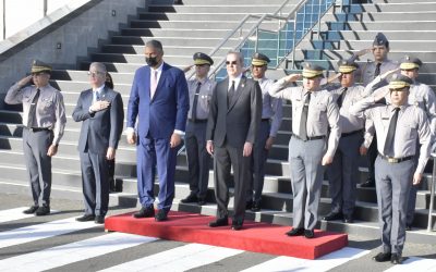 Presidente encabeza Consejo Superior Policial, que  aprobó reglamento regula uso de fuerza
