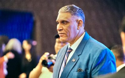 Ministro destaca aportes de mujer a sociedad y democracia