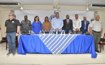 Alcaldes y comunitarios de El Seibo y Hato Mayor respaldan trabajo Interior y Policía contra delincuencia