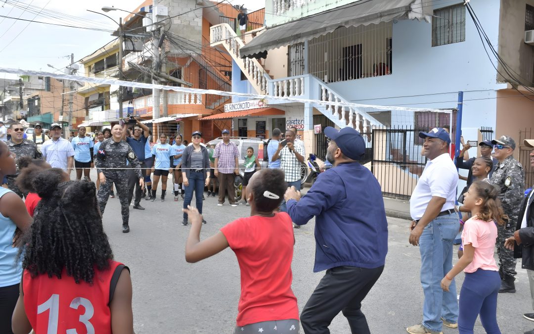 Ministerio de Interior y Policía inicia programa acercamiento entre Policía y la comunidad