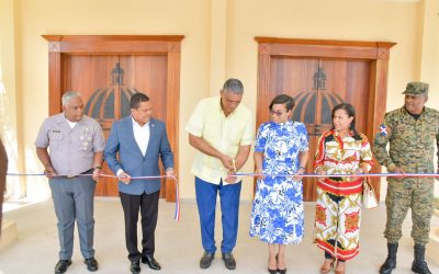 Interior y Policía entrega remozadas oficinas de gobernaciones Valverde y Montecristi