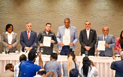 Policías serán beneficiados con descuentos de hasta 10 % en supermercados FDC