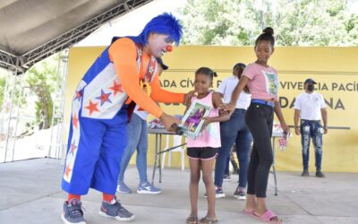 Interior y Policía insta a regalar juguetes que fomenten la paz