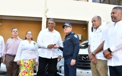 Interior y Policía  entrega vehículos a Politur en Santiago para reforzar seguridad de turistas