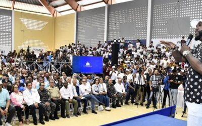 Interior y Policía inicia “De Vuelta al Barrio” en Santiago con masivo respaldo de diferentes sectores