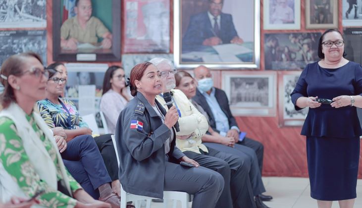 Concientizan a colaboradores de Interior y Policía sobre la igualdad