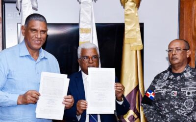 Interior y Policía recibe de JCE 12 mil tablets para eficientizar seguridad ciudadana