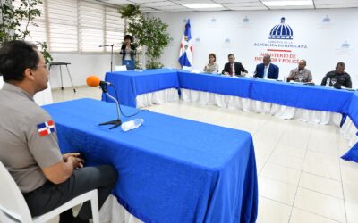 Interior y Policía  entrevista a 32 oficiales más para equipo gobernanza reforma policial