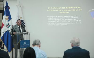 Colaboradores de Interior y Policía son orientados sobre valores patrios