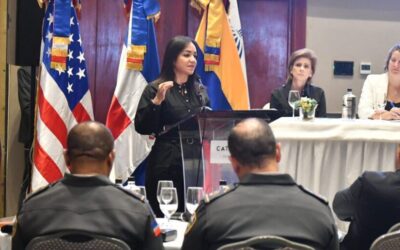 Oficiales que trabajarán en reforma policial inician formación