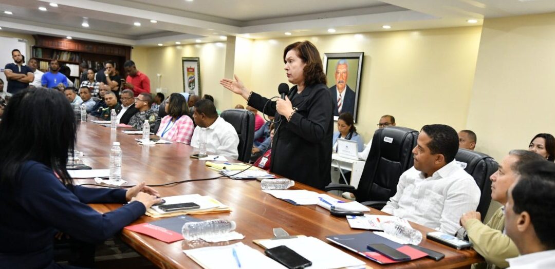 Interior y Policía ordena investigar bandas en escuelas y chantajes técnicos Edeeste en SDN