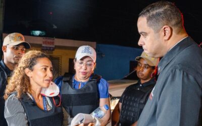 Durante operativos de intervención conjunta cierran negocios nocturnos y arrestan a decenas de personas por infringir la ley