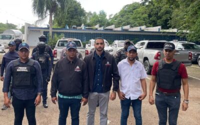 Ministerio de Interior y Policía realiza operativo en Santiago, incauta fuegos artificiales, ocupa arma ilegal y arresta a cuatro personas