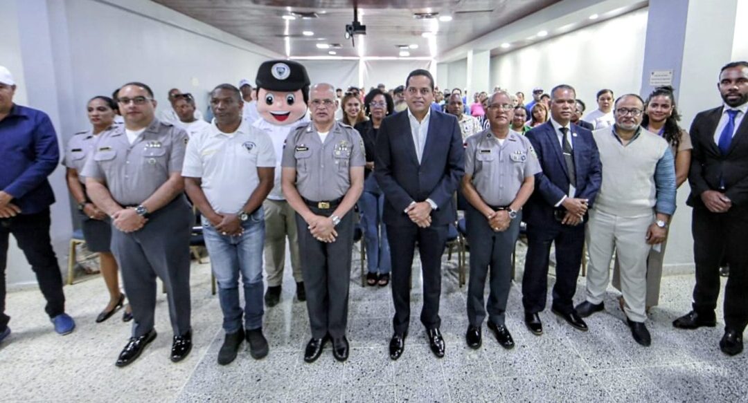 Comunitarios asumen colaborar con fortalecimiento de seguridad