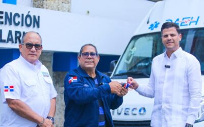 Escuela Entrenamiento Policial Gaspar Hernández recibe ambulancia