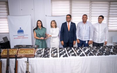 Ministerio de Interior y Policía recibe de Fiscalía del Distrito Nacional 218 armas de fuego y 5,820 municiones