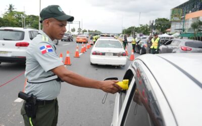 Autoridades llevan operativos simultáneos de alcoholimetría a autopistas Duarte y Las Américas