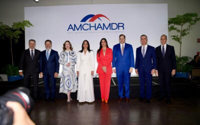 Ministra Faride Raful llama al sector privado al involucramiento social en la construcción de una República Dominicana más segura