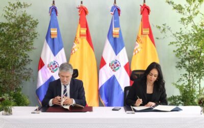 Ministra de Interior y Policía, Faride Raful, firma tratado internacional con España para fortalecer la prevención y detección del crimen organizado