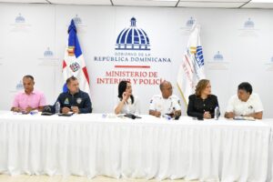 Interior y Policía, Intrant y alcaldías del Gran Santo Domingo coordinan estrategia para regularizar paradas de motoconchistas y fortalecer la seguridad ciudadana